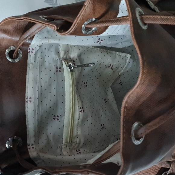 Backpack. - Picture 5 of 6